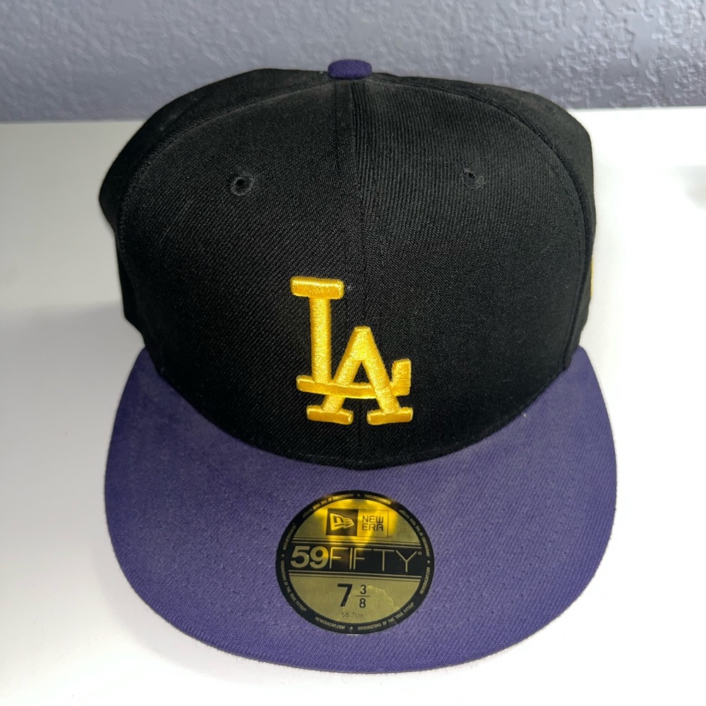 New era La dodgers purple and black two tone fitted hat size 7 3/8